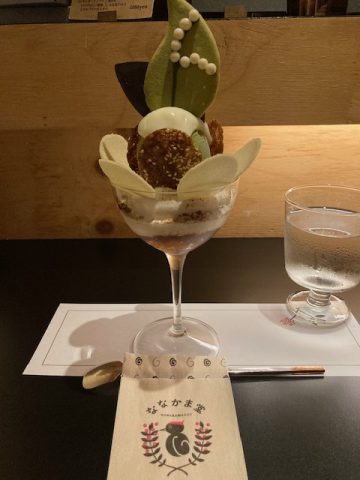 北海道で夜パフェを食す。