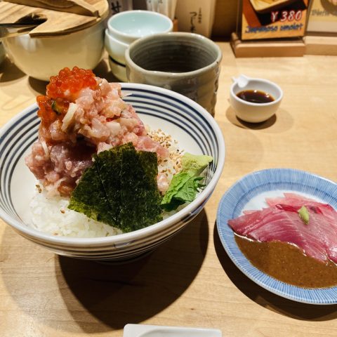 海鮮丼