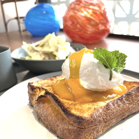 フレンチトーストで朝食を。