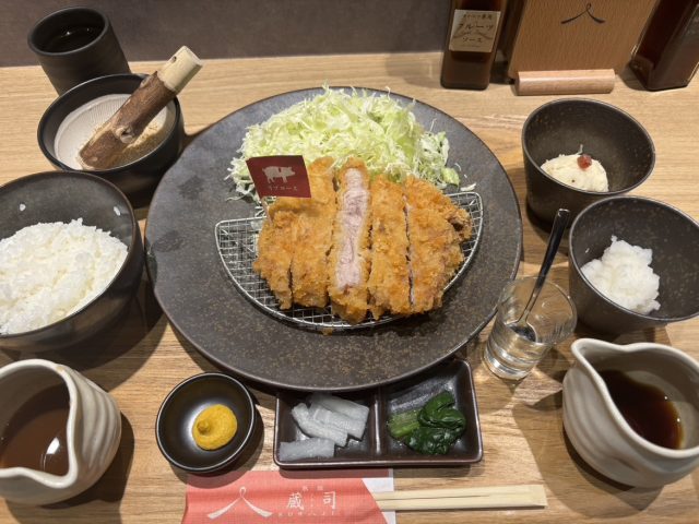 熟成とんかつ