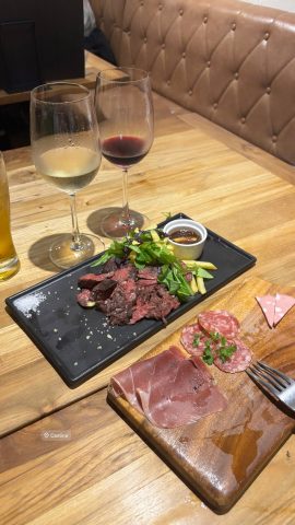 立川のおすすめディナー！絶品トリュフリゾットとワインを楽しめる「Cantina」